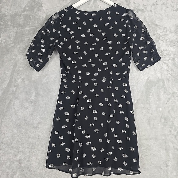 Aritzia Wilfred Daisy Floral Mini Dress 2 Black Grunge Full Button-Front Sheer - Picture 3 of 11